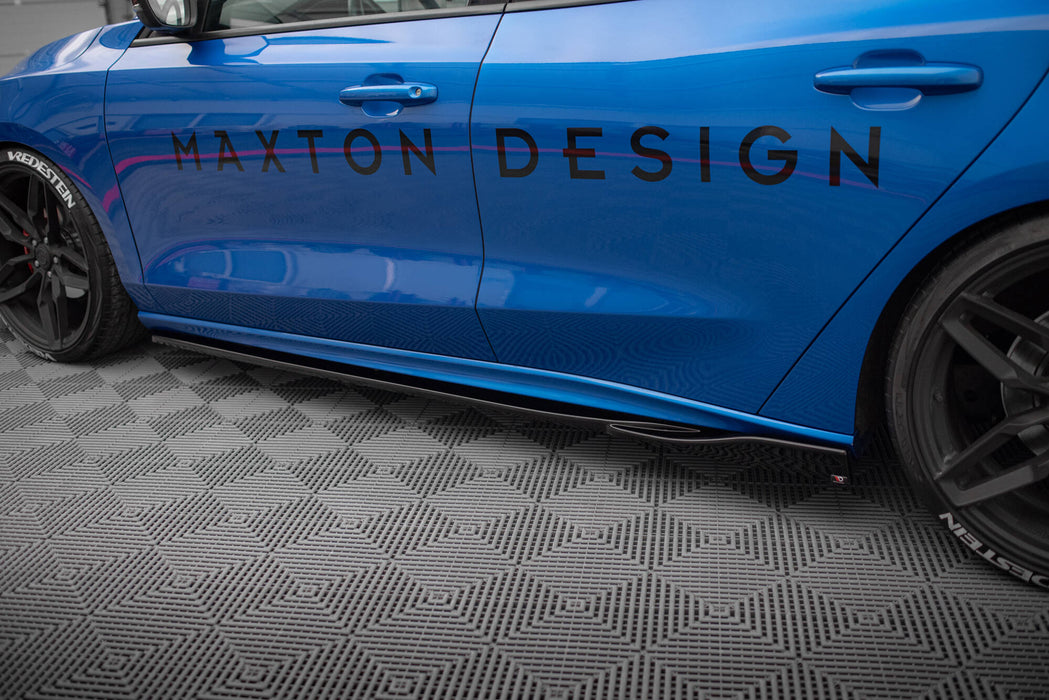 Maxton Design Side Skirts Diffusers V.4 Ford Focus ST / ST-Line Mk4