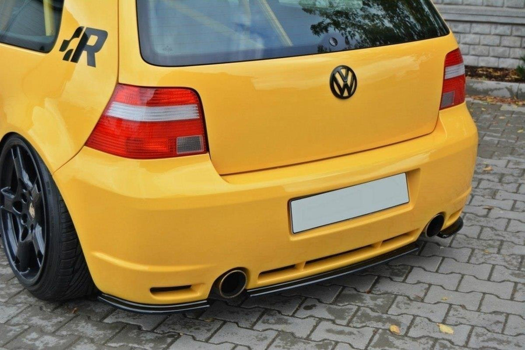 Maxton Design Rear Splitter VW GOLF IV R32