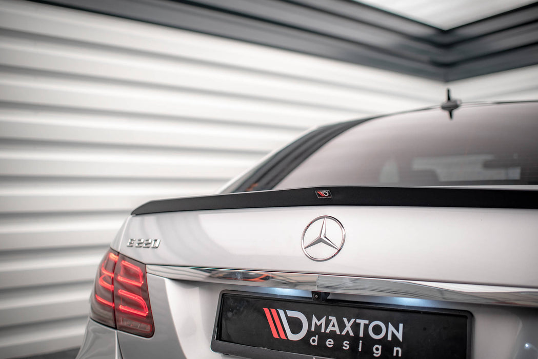 Maxton Design Spoiler Cap Mercedes-Benz E63 AMG / AMG-Line Sedan W212 Facelift