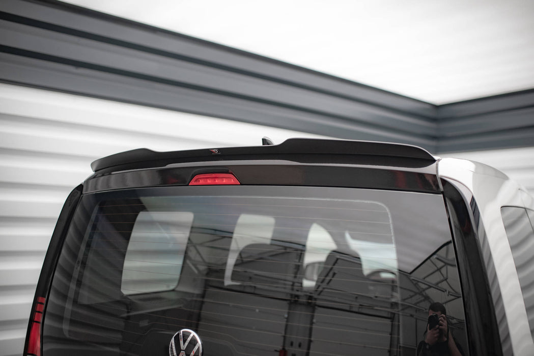 Maxton Design Spoiler Cap Volkswagen Caddy Mk5