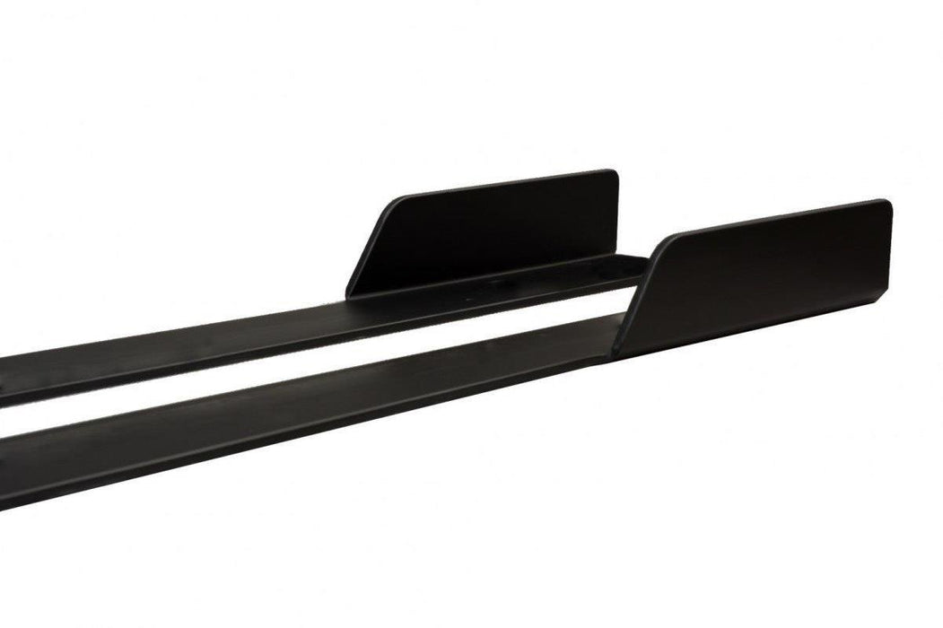 Maxton Design VW GOLF VII GTI (FACELIFT) - RACING SIDE SKIRTS DIFFUSERS