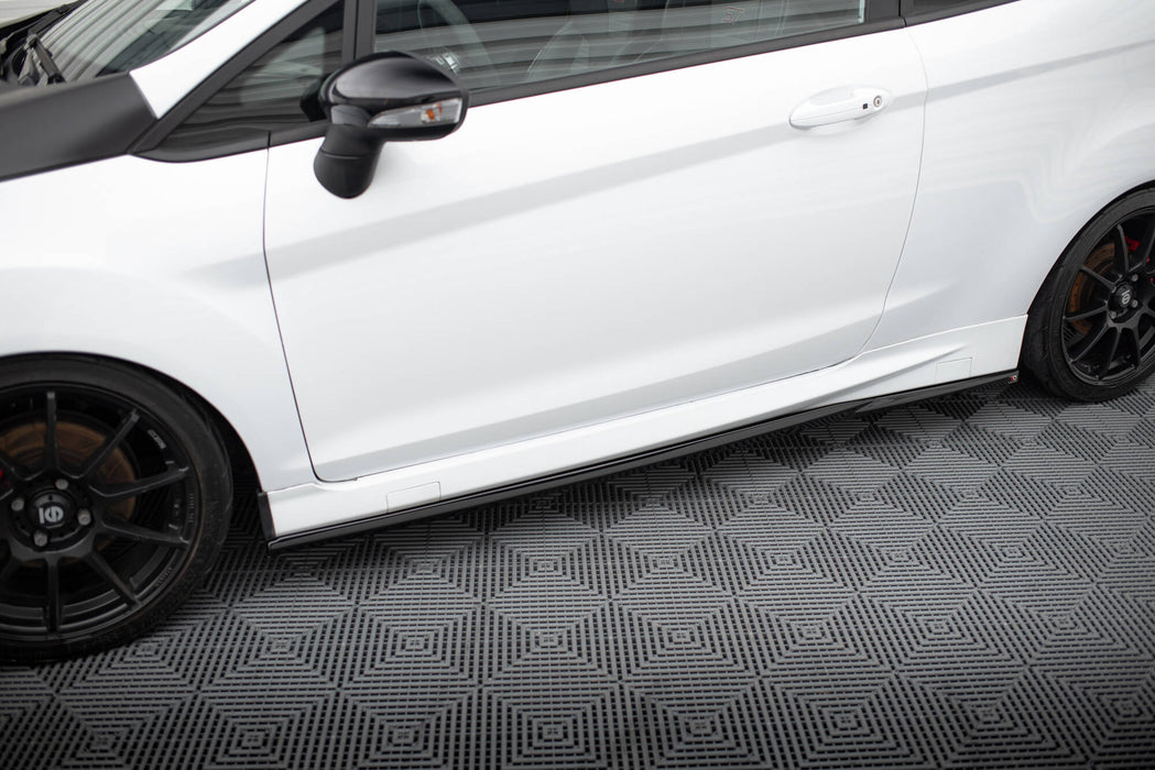 Maxton Design Side Skirts Diffusers V.4 Ford Fiesta ST / ST-Line Mk7