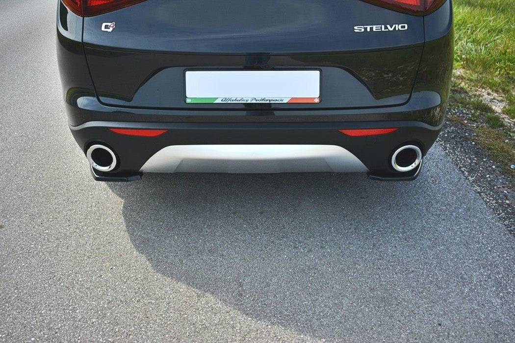 Maxton Design REAR SIDE SPLITTERS Alfa Romeo Stelvio