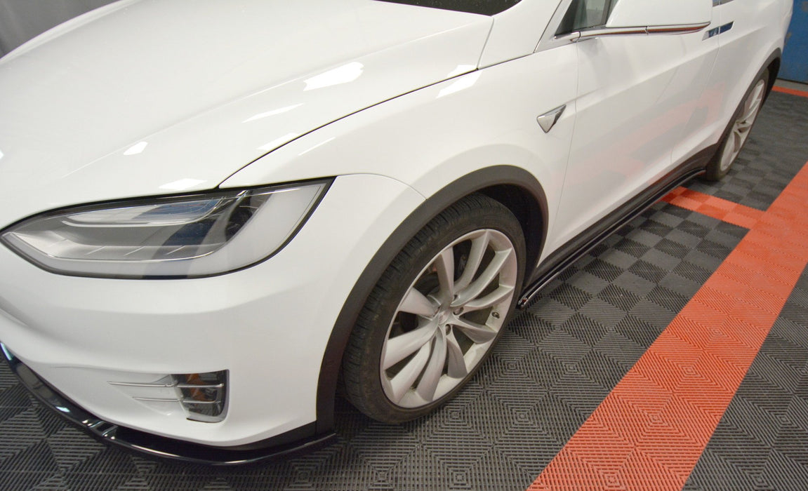 Maxton Design SIDE SKIRTS DIFFUSERS V.1 TESLA MODEL X