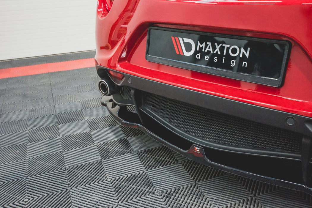 Maxton Design Rear Splitter Alfa Romeo 4C