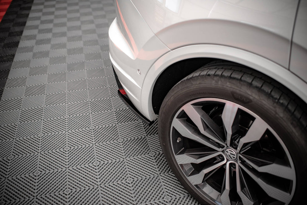 Set of Splitters Volkswagen Touareg R-Line Mk3