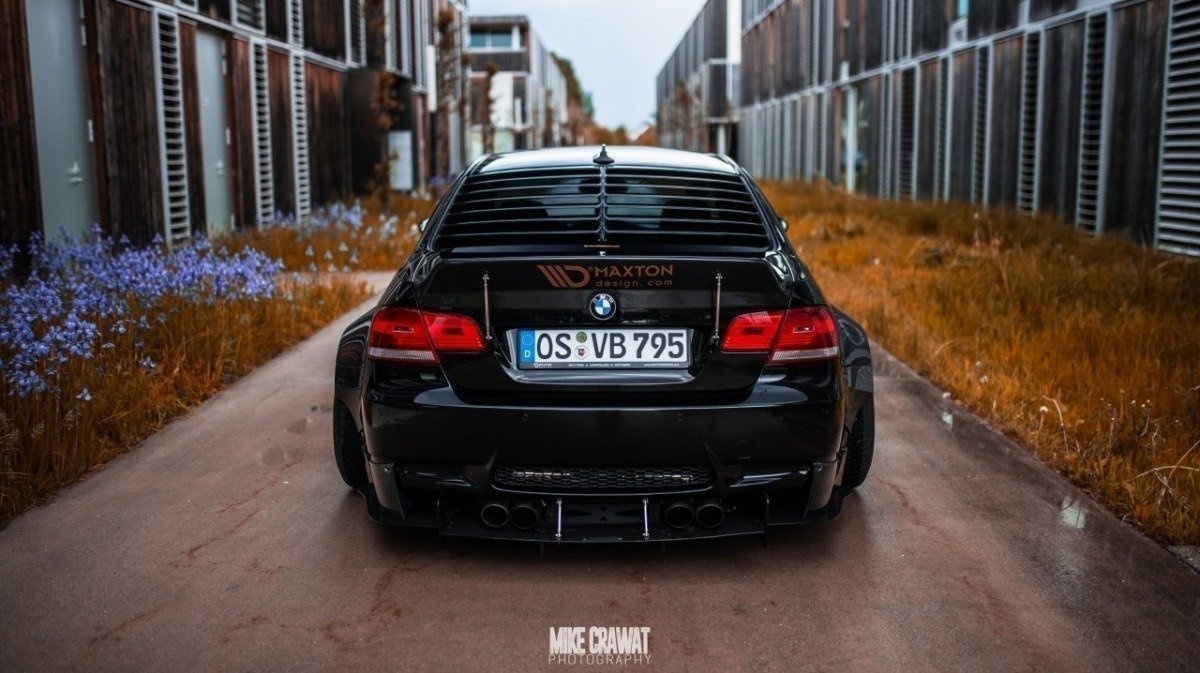 Maxton Design BMW M3 E92 REAR WINDOW LOUVER