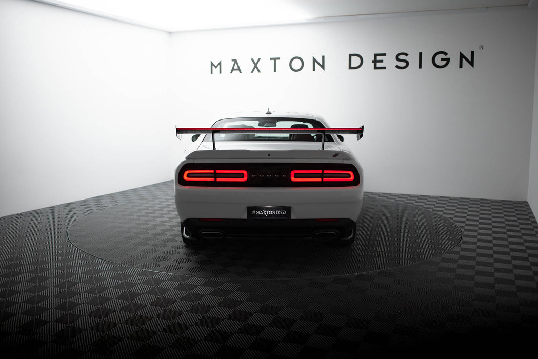 Maxton Design Carbon Spoiler + LED Dodge Challenger Mk3