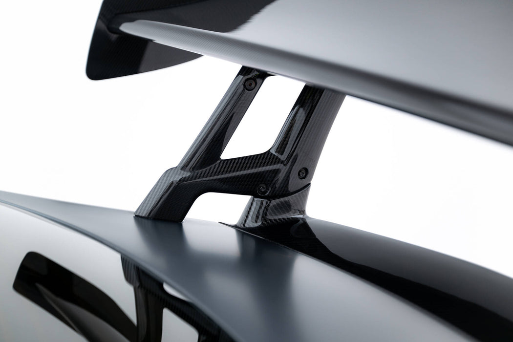 Maxton Design Carbon Spoiler + LED Mercedes-AMG GTR C190 Facelift