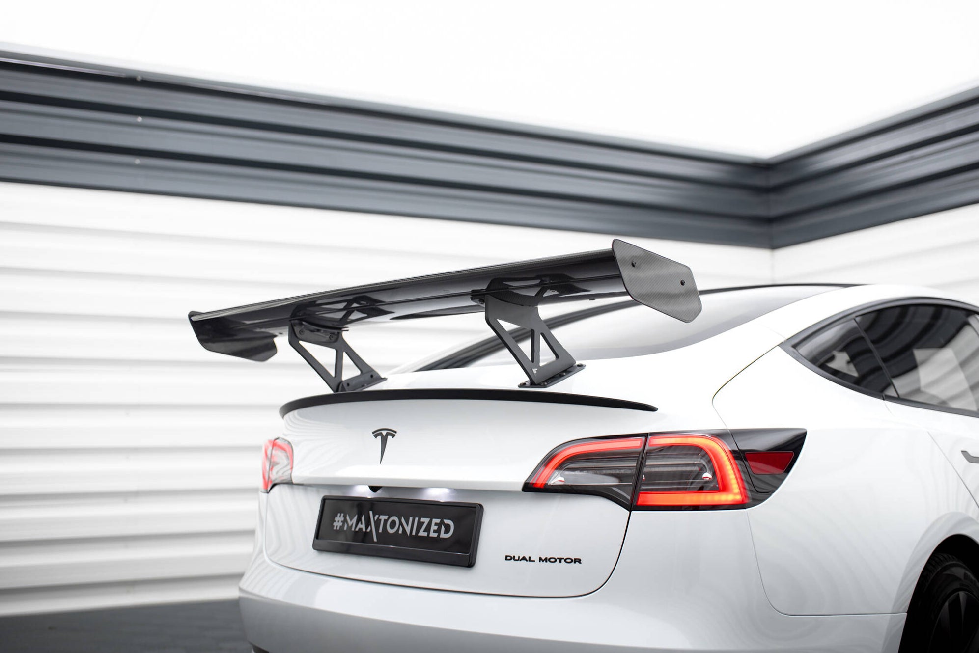 Maxton Design Carbon Spoiler Tesla Model 3 — Maxton Design AU