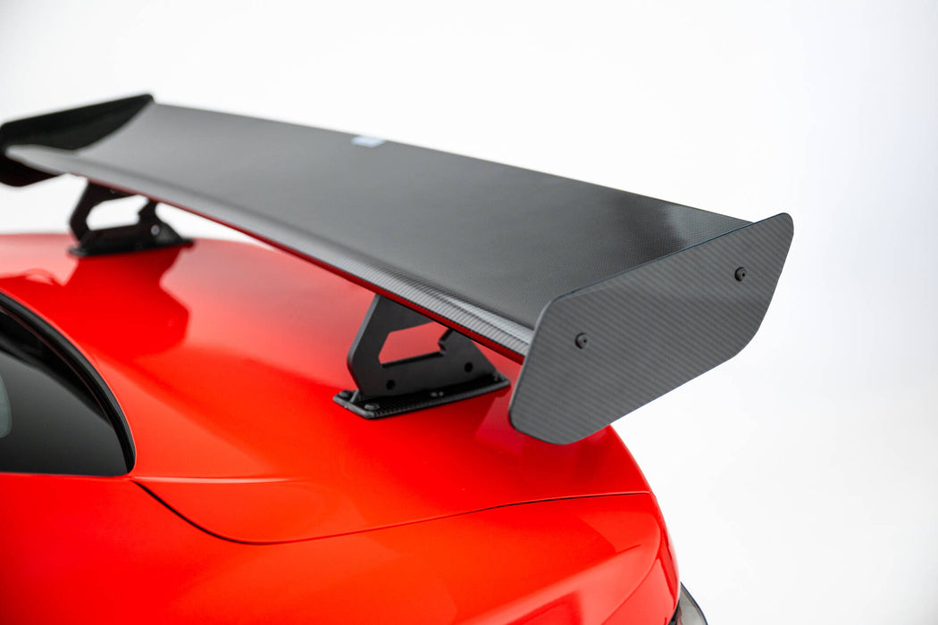 Maxton Design Carbon Spoiler With Internal Brackets Uprights + LED Chevrolet Camaro SS Mk6 Facelift