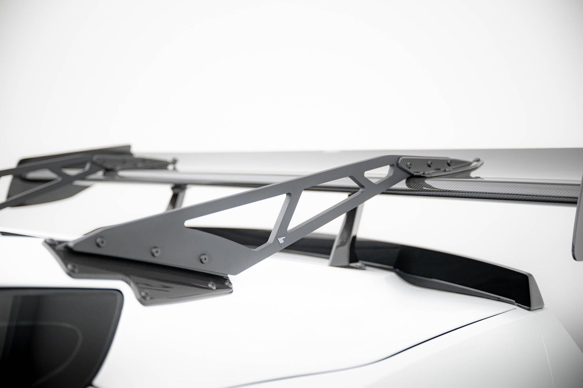 Maxton Design Carbon Spoiler With Upper Swan Mounting Chevrolet Corvet ...