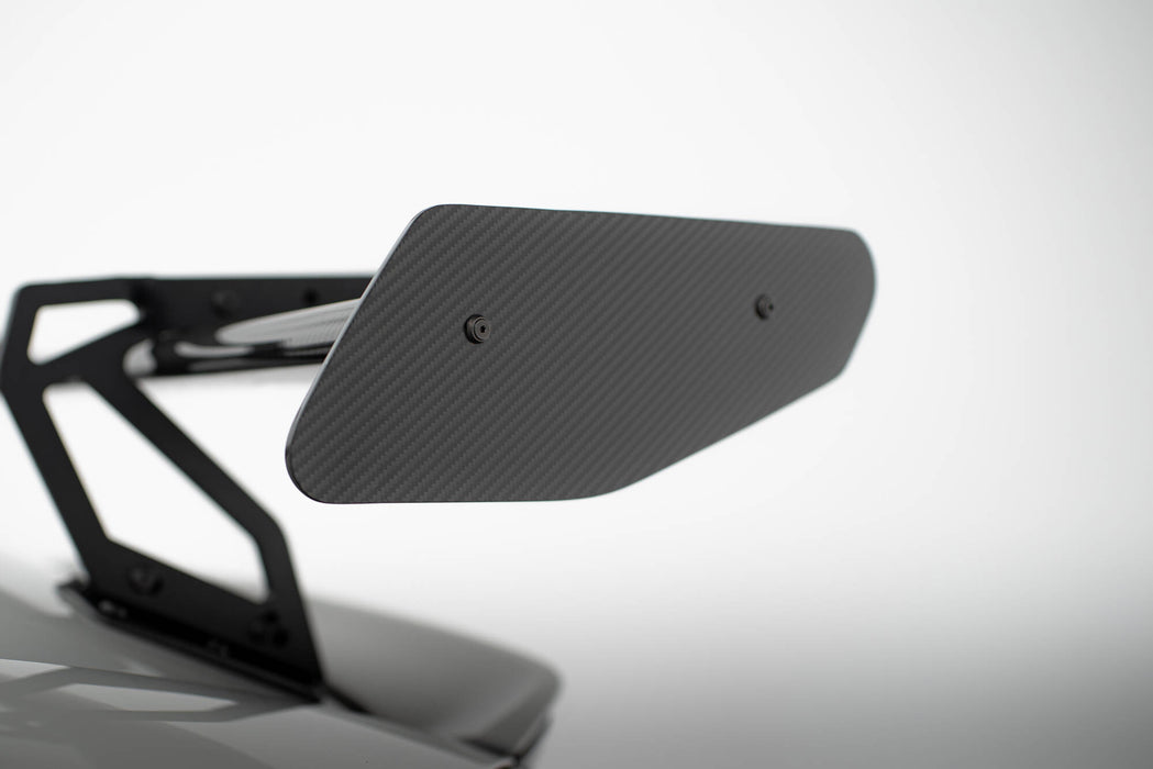 Maxton Design Carbon Spoiler With Upper Swan Mounting V.2 + LED Porsche 718 Cayman 982c