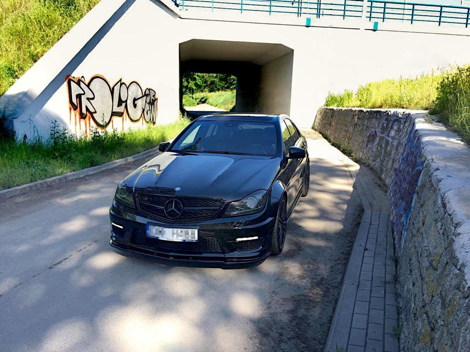 Maxton Design FRONT SPLITTER Mercedes-Benz C63 AMG Sedan / Estate W204 Facelift / S204 Facelift