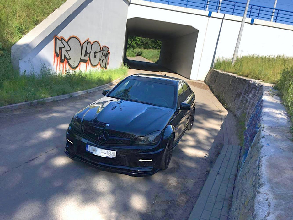 Maxton Design FRONT SPLITTER Mercedes-Benz C63 AMG Sedan / Estate W204 Facelift / S204 Facelift