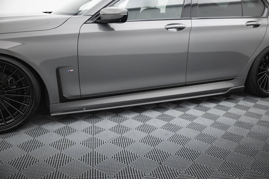 Maxton Design Prepreg Carbon Fiber Side Skirts BMW 7 M-Pack G11 Facelift