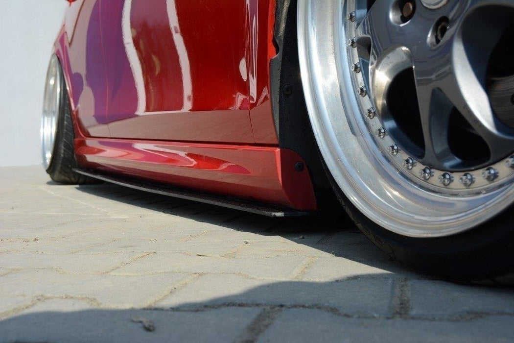 Maxton Design RACING SIDE SKIRTS DIFFUSERS Volkswagen Golf GTI 35th / R20 Mk6
