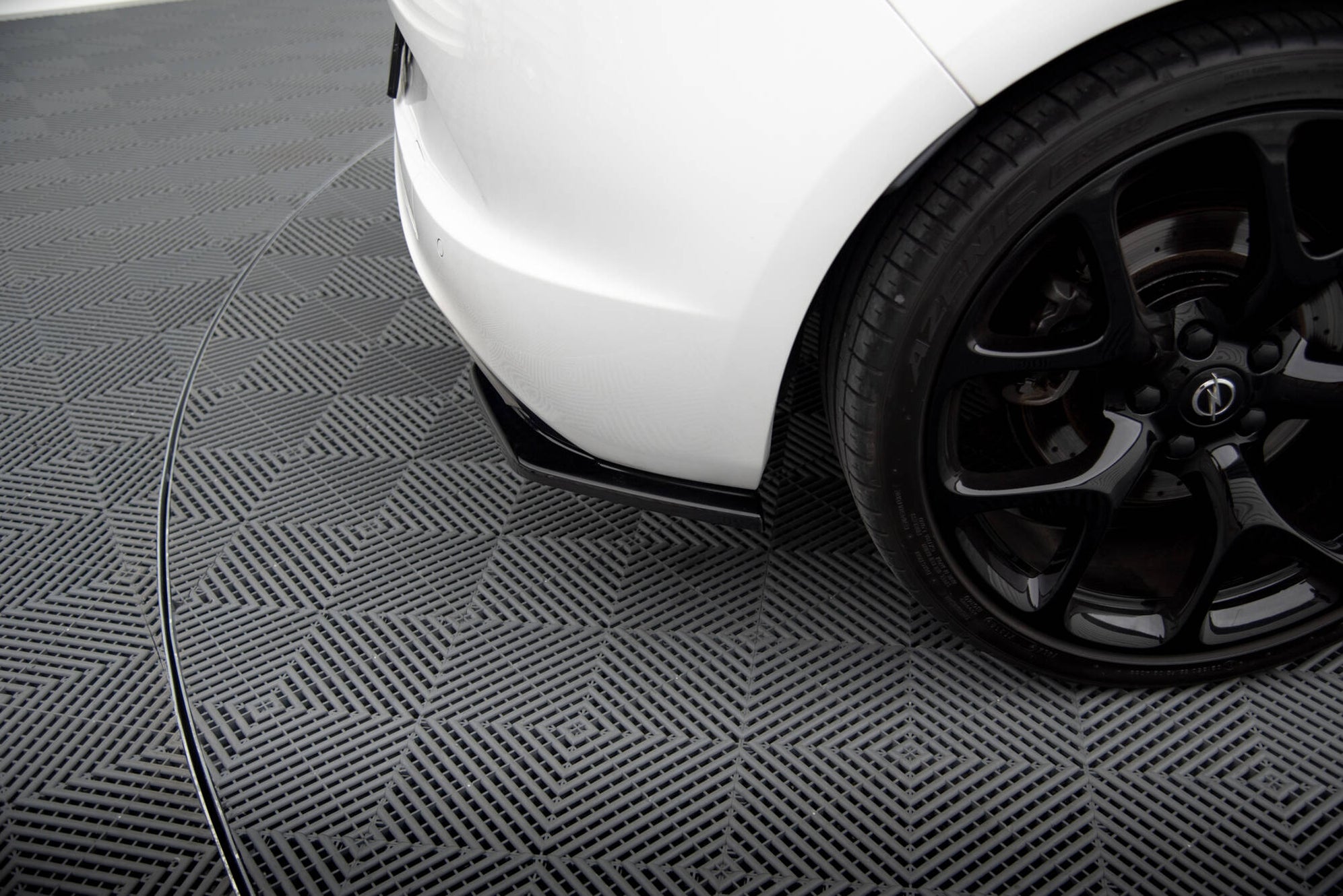Maxton Design REAR SIDE SPLITTERS OPEL ASTRA J OPC / VXR — Maxton Design AU