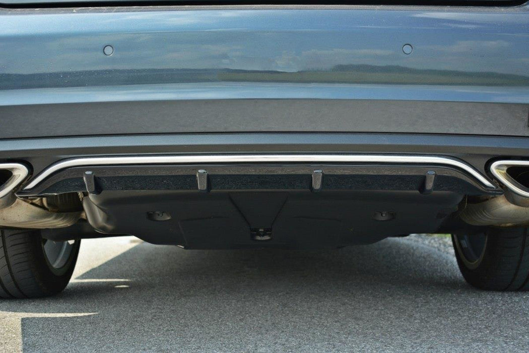 Maxton Design REAR VALANCE Mercedes - Benz E Coupe / Cabrio C207 Facelift / A207 Facelit
