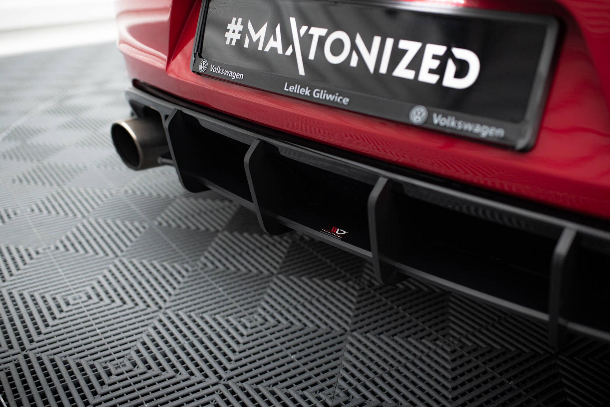 Maxton Design Racing Durability Rear Diffuser V.2 Volkswagen Golf GTI ...