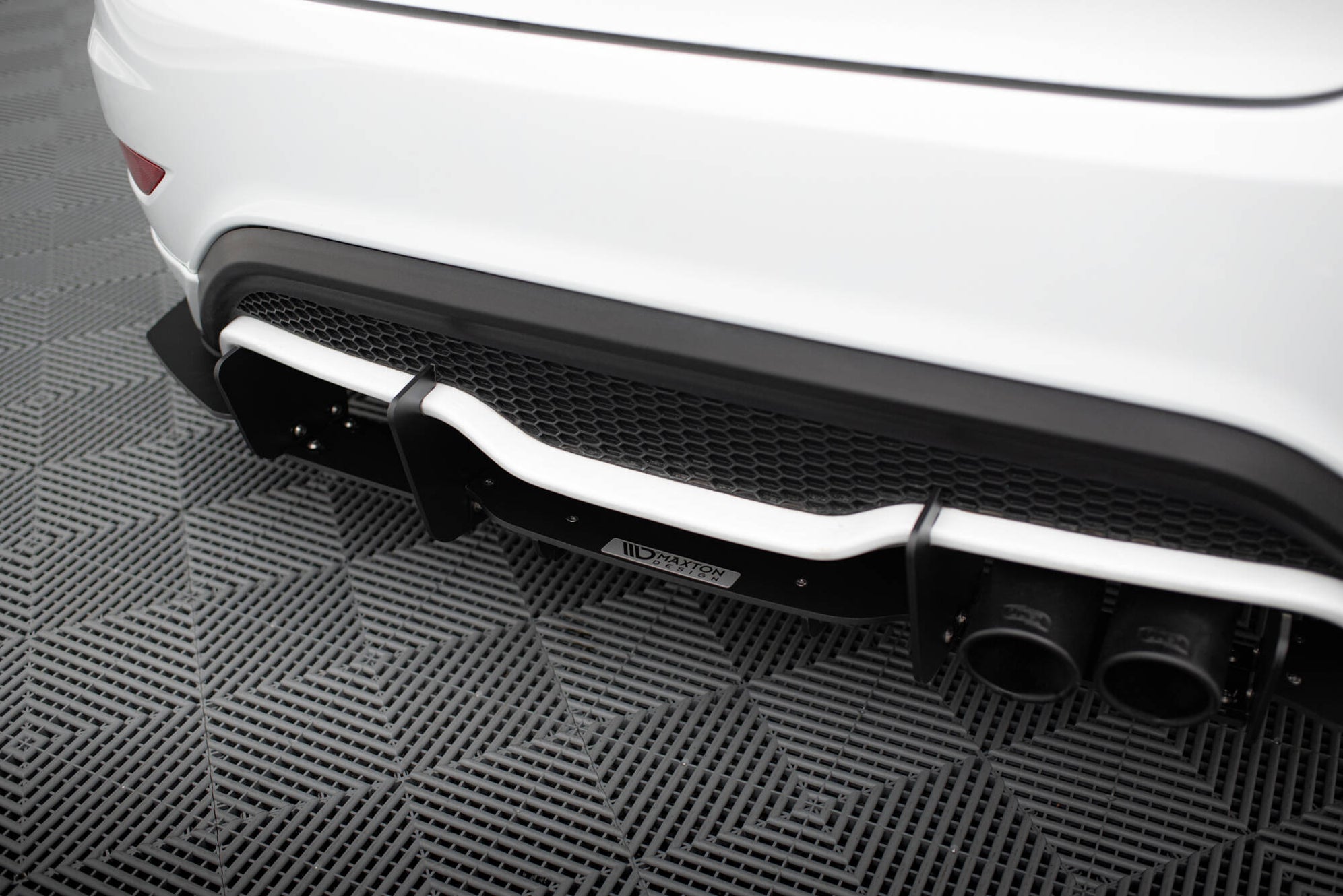 Maxton Design Rear Diffuser V.2 Ford Fiesta Mk7 ST FL — Maxton Design AU