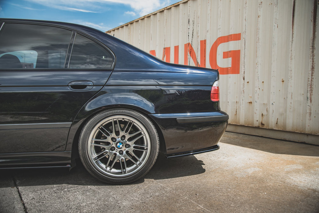 Maxton Design Rear Side Splitters BMW M5  / 5 M-Pack E39