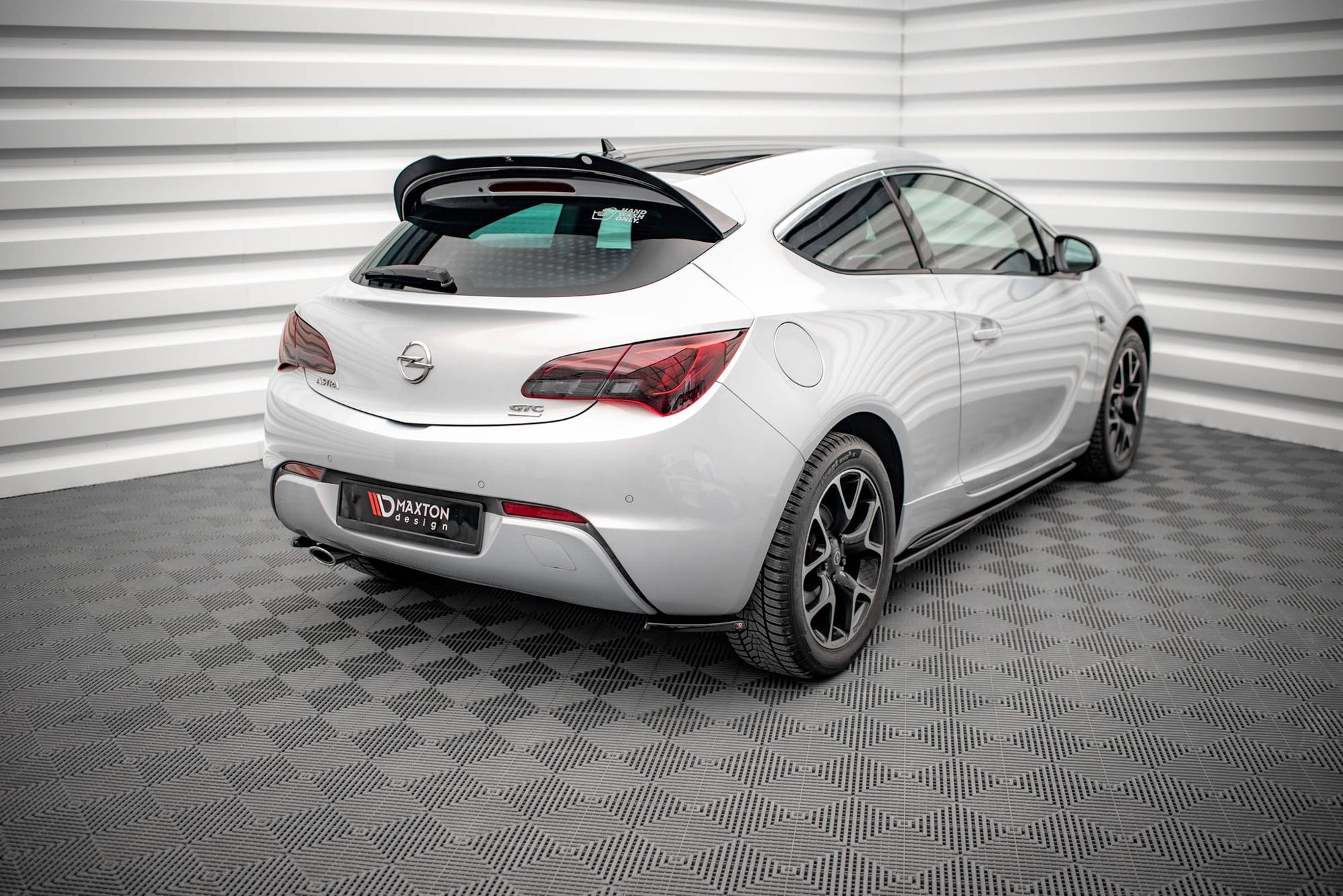 Maxton Design Rear Side Splitters V.1 Opel Astra GTC OPC-Line J ...