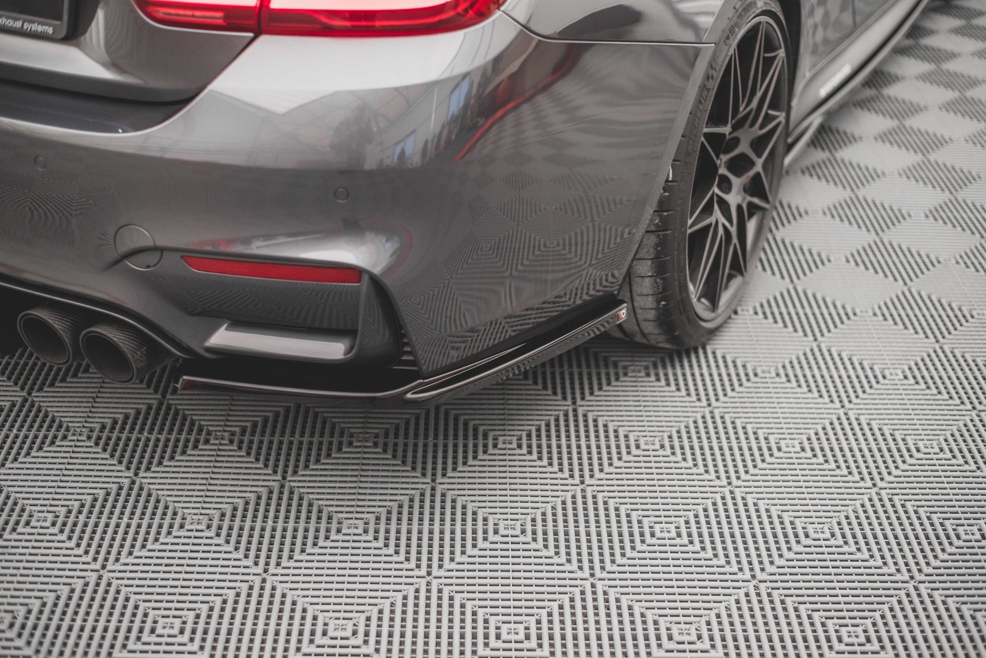 Maxton Design Rear Side Splitters V.2 BMW M4 F82 — Maxton Design AU