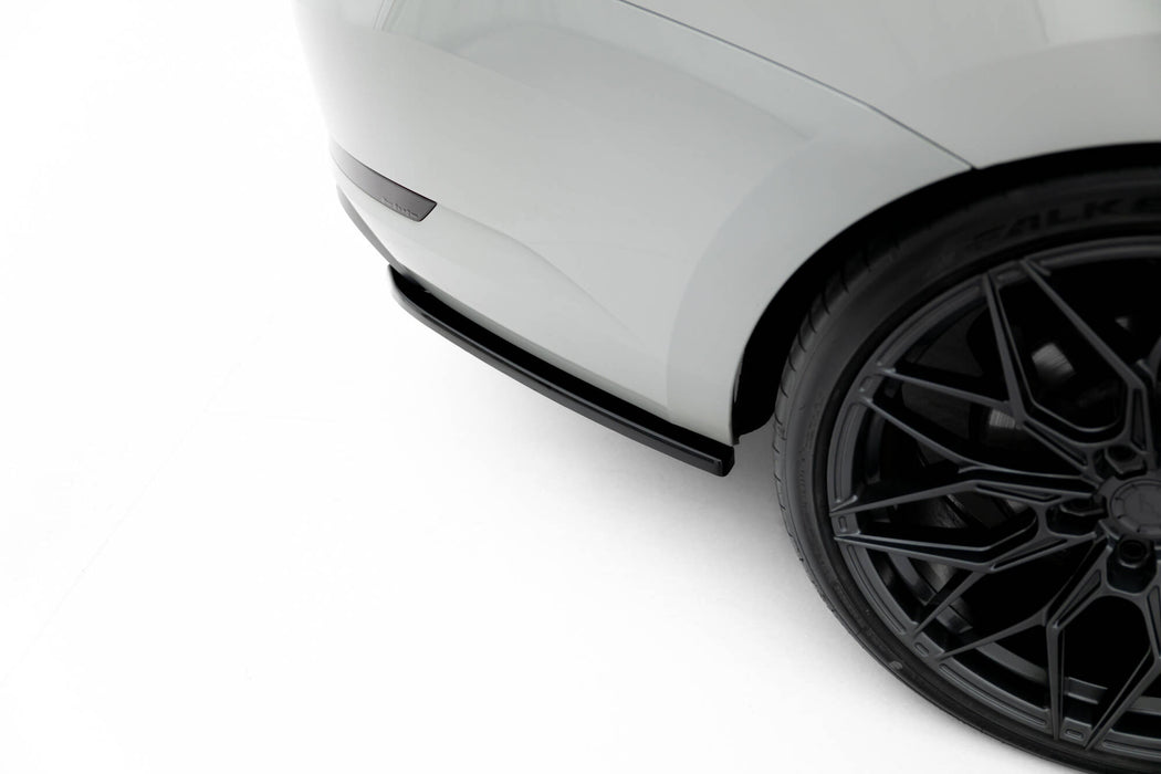 Maxton Design Rear Side Splitters V.2 Skoda Superb Liftback / Combi Mk3