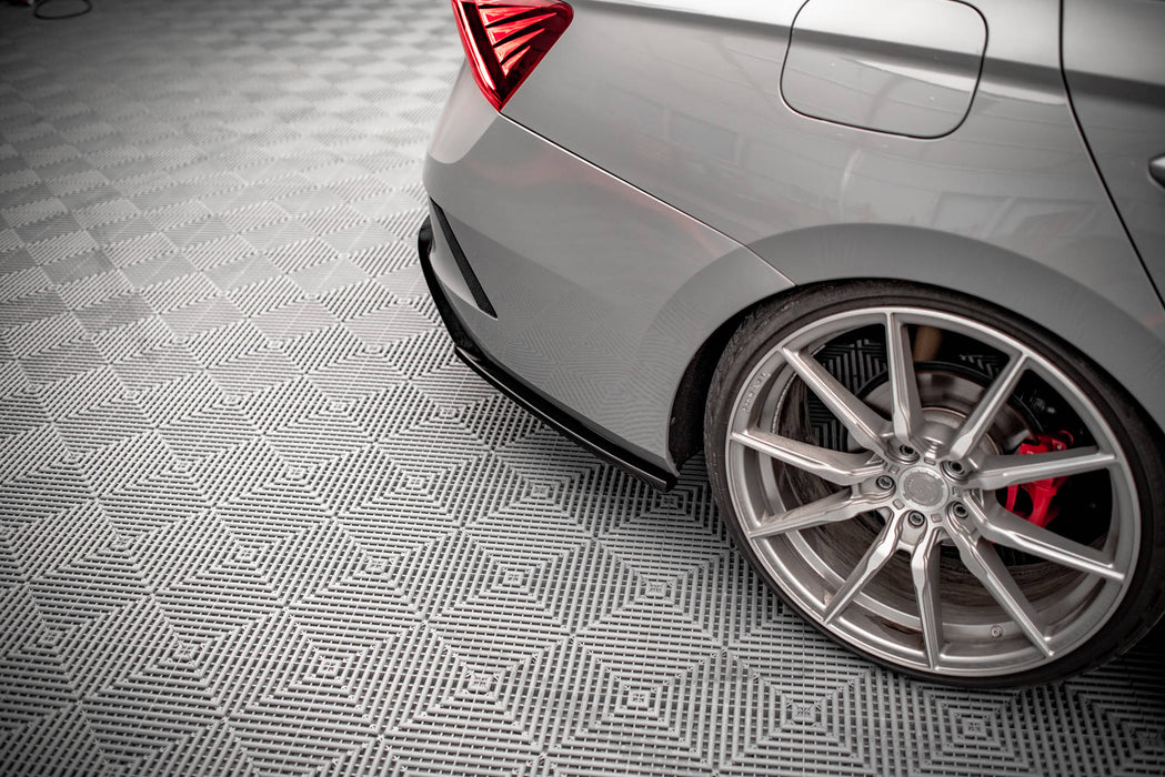 Maxton Design Rear Side Splitters V.3 Skoda Octavia RS Mk4