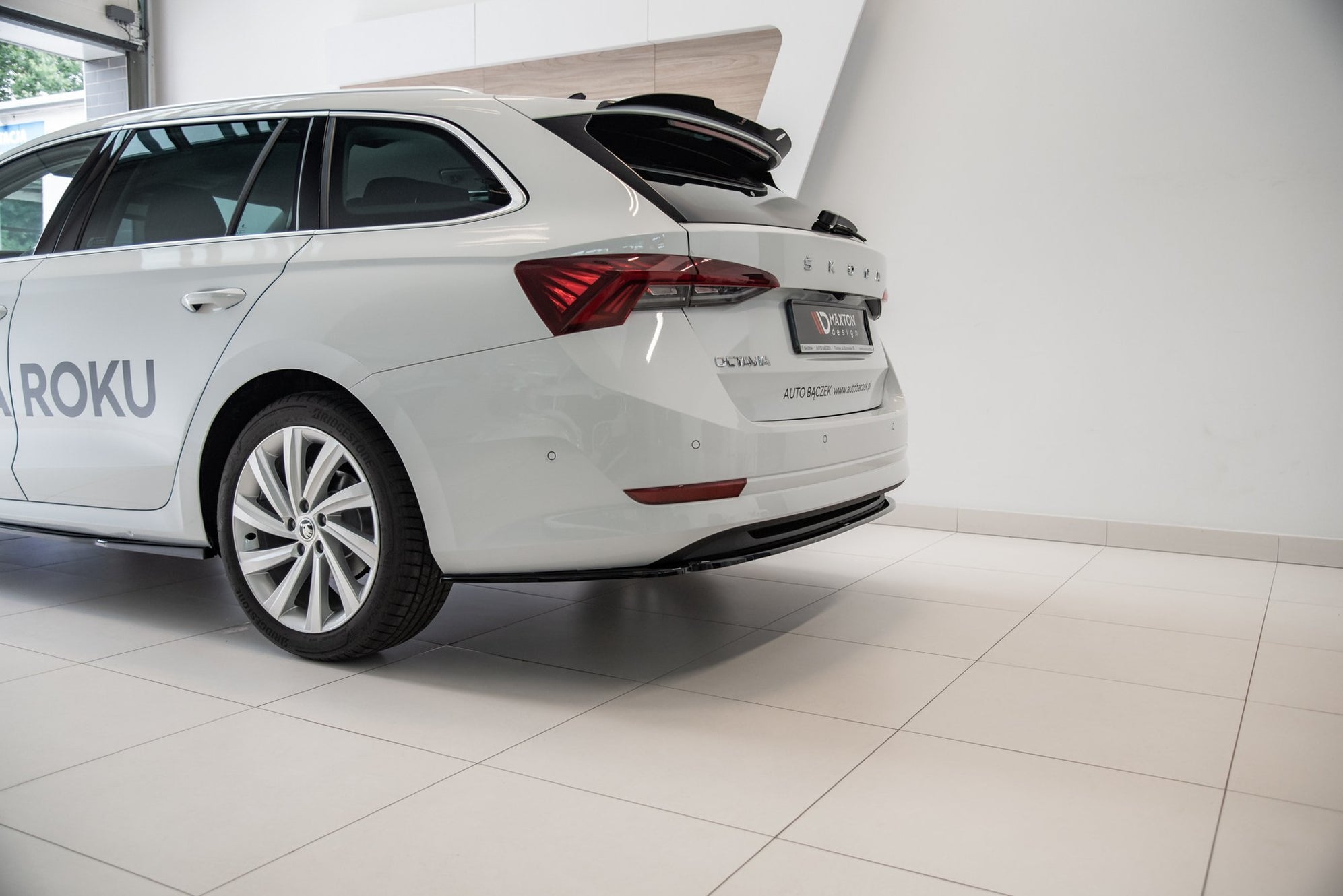 Maxton Design Rear Splitter Skoda Octavia Mk4 — Maxton Design AU