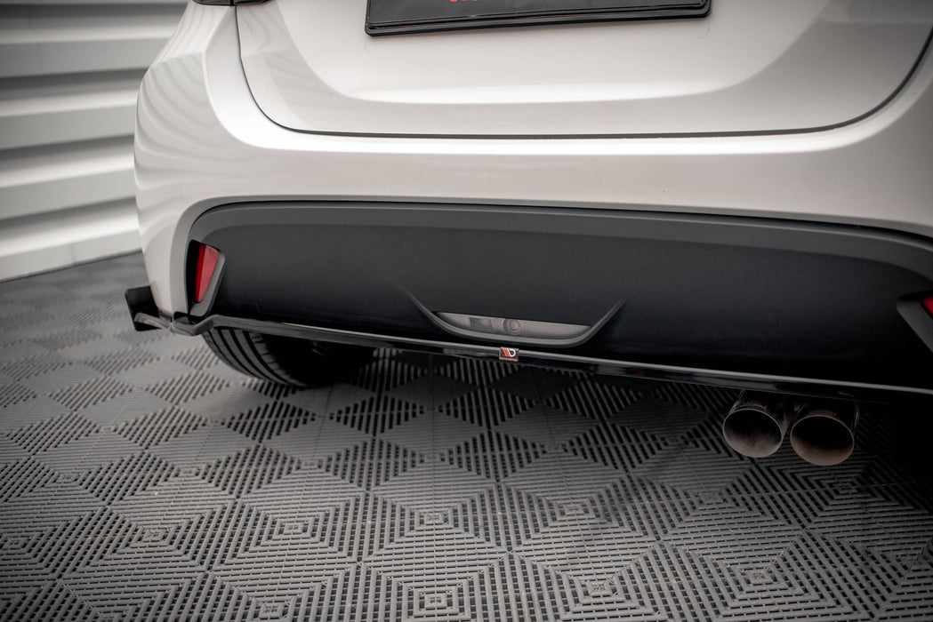 Maxton Design Rear Splitter V.1 + Flaps  Toyota Yaris Mk4