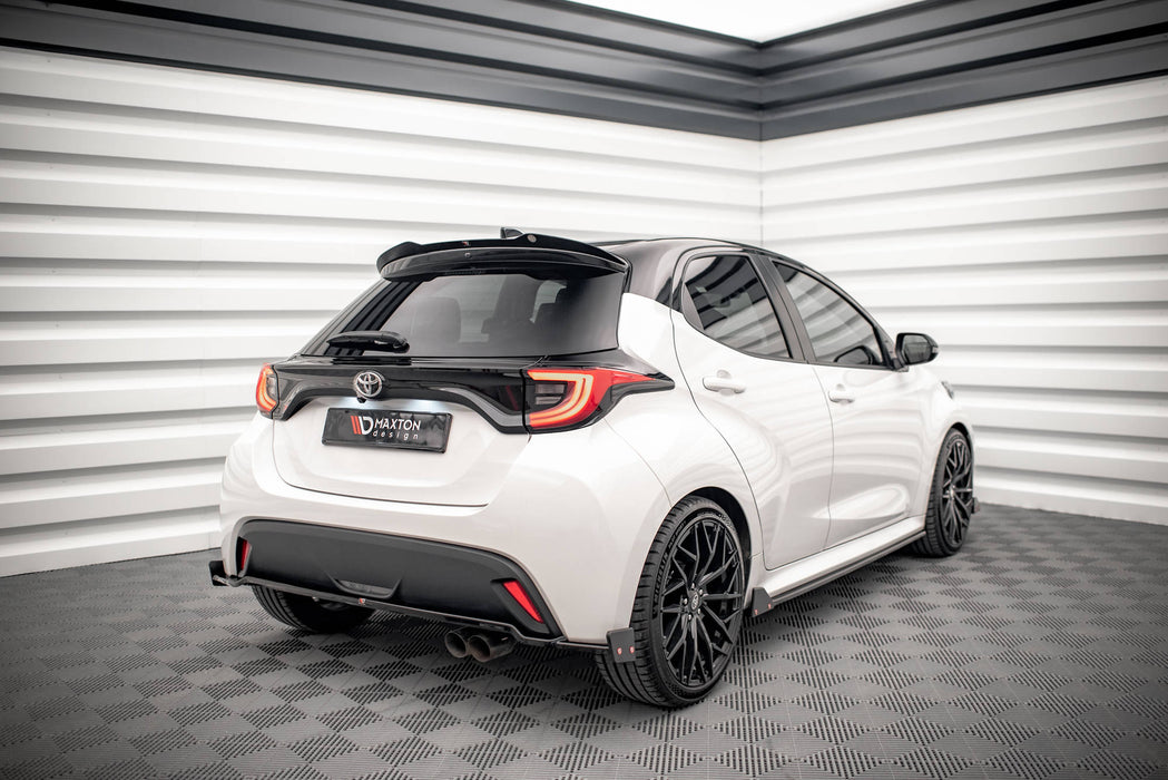 Maxton Design Rear Splitter V.1 + Flaps  Toyota Yaris Mk4