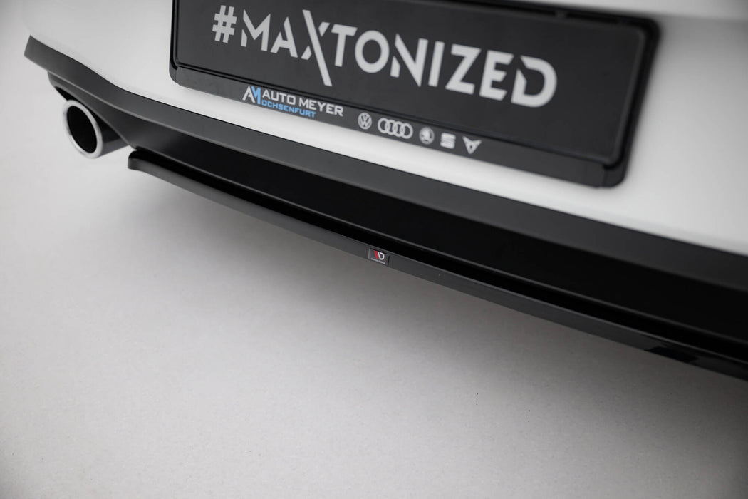 Maxton Design Rear Splitter Volkswagen Golf GTI Mk8