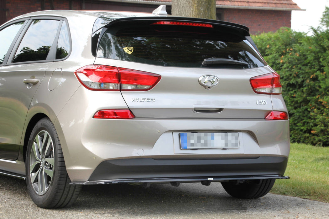 Maxton Design Rear Splitter (WITH VERTICAL BARS) HYUNDAI I30 MK3 HATCHBACK