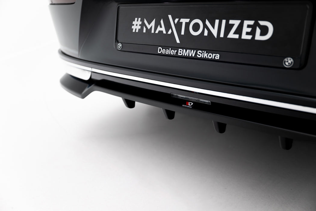 Maxton Design Rear Splitter (with vertical bars) BMW 7 G70