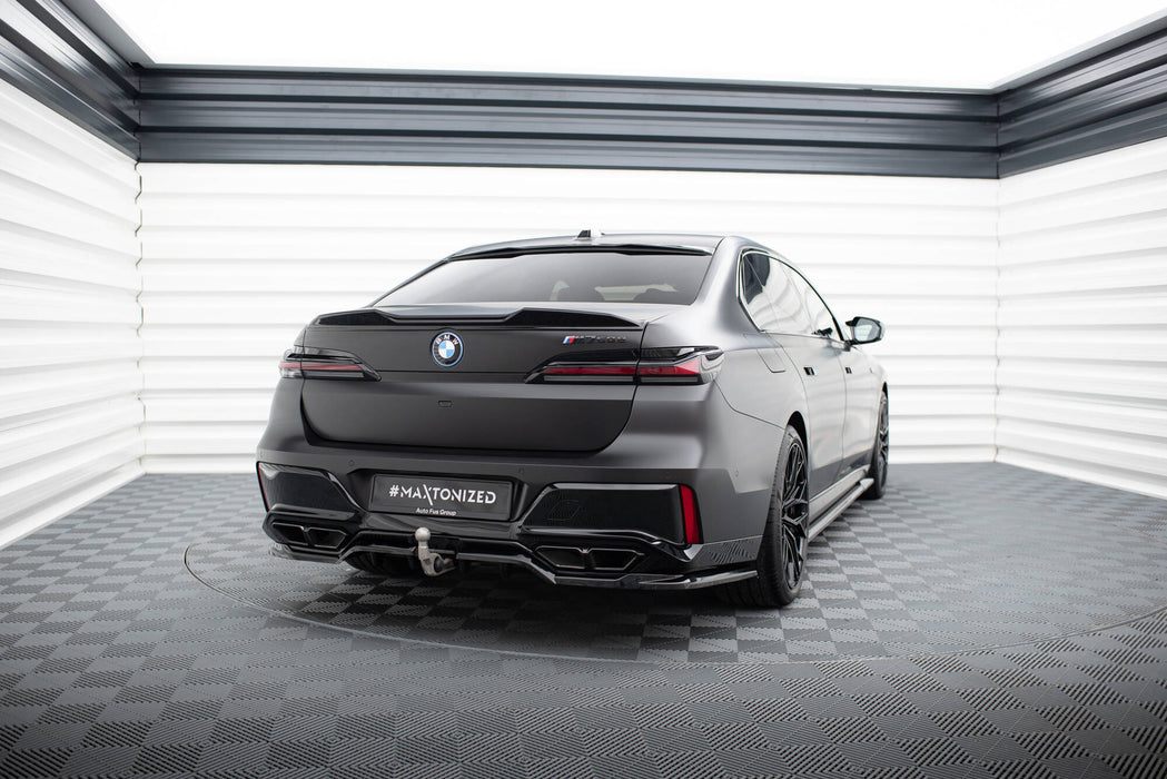 Maxton Design Rear Splitter (with vertical bars) BMW M760e G70