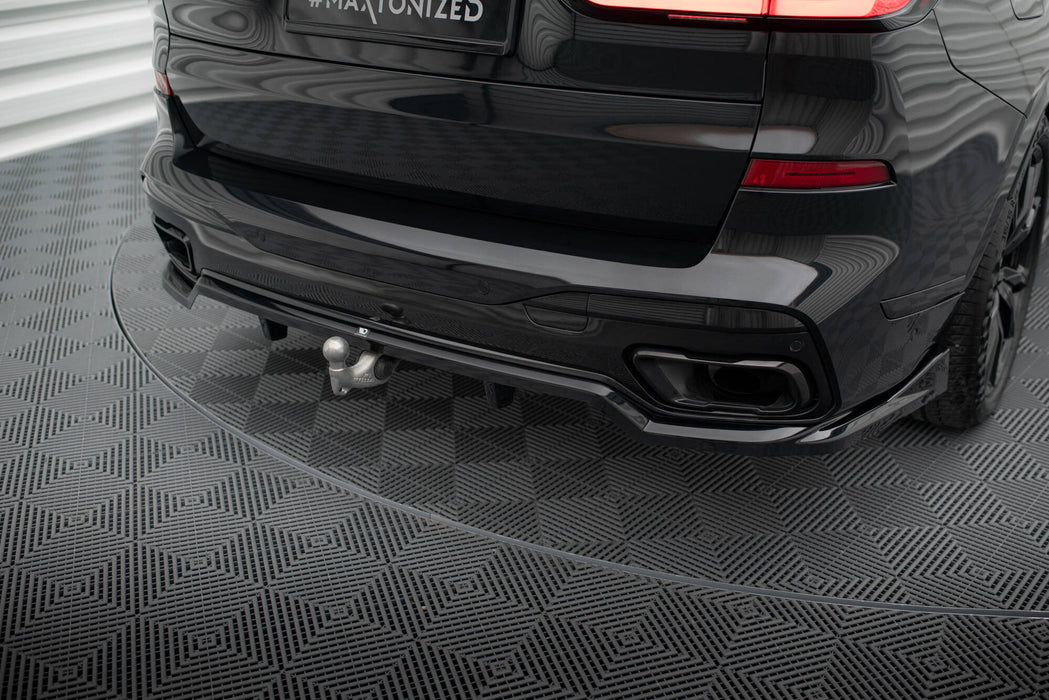 Maxton Design Rear Splitter (with vertical bars) BMW X7 M-Pack G07 Facelift