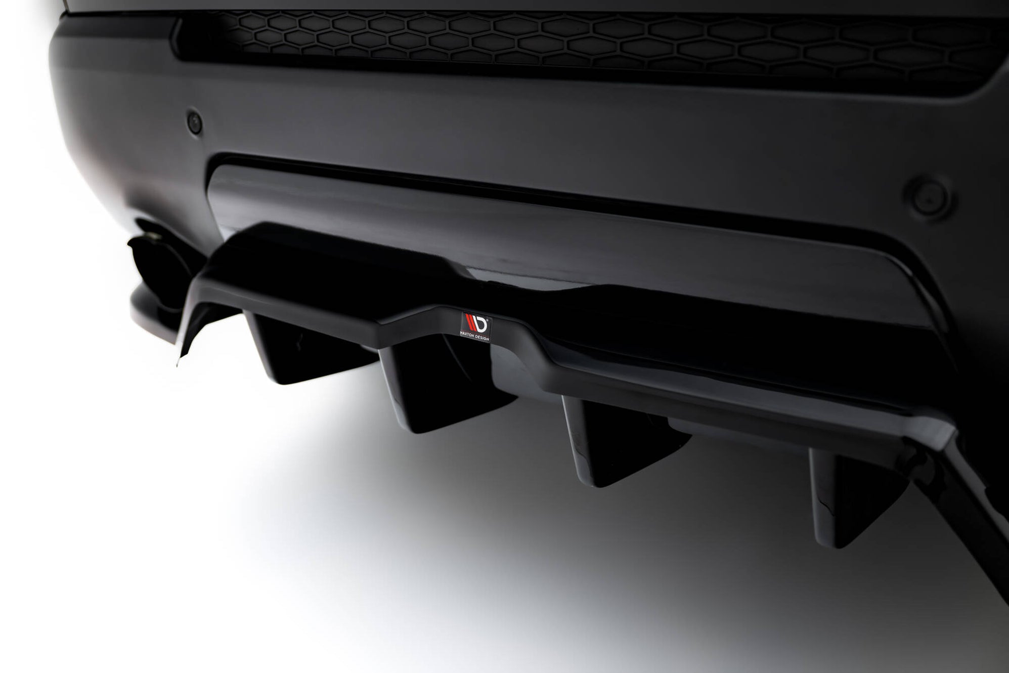 Maxton Design Rear Splitter (with vertical bars) Land Rover Range Rove ...