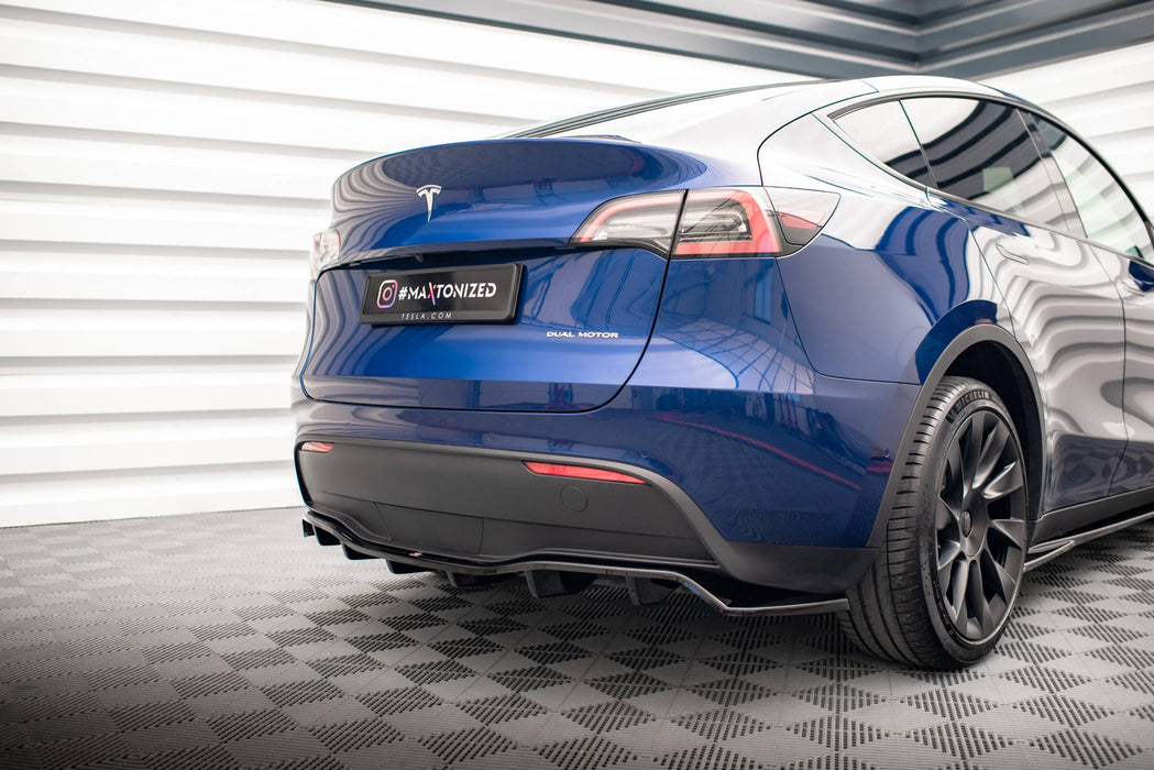 Maxton Design Rear Splitter (with vertical bars) Tesla Model Y