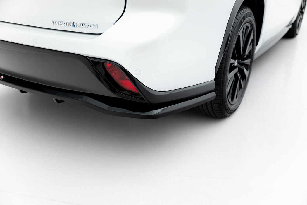 Maxton Design Rear Splitter (with vertical bars) Toyota Highlander Mk4