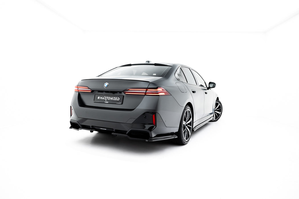 Rear Splitter (with vertical bars) V.1 BMW 5 / i5 M-Pack Sedan / Touring G60 / G61