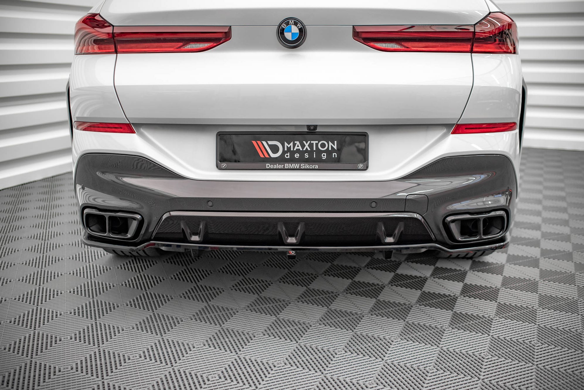 Maxton Design Rear Splitter (with vertical bars) V.1 BMW X6 M-Pack G06 ...