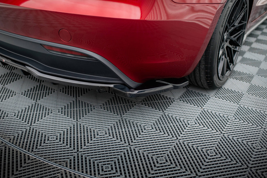 Maxton Design Rear Splitter (with vertical bars) V.1 Tesla Model 3 Project Highland(Facelift)
