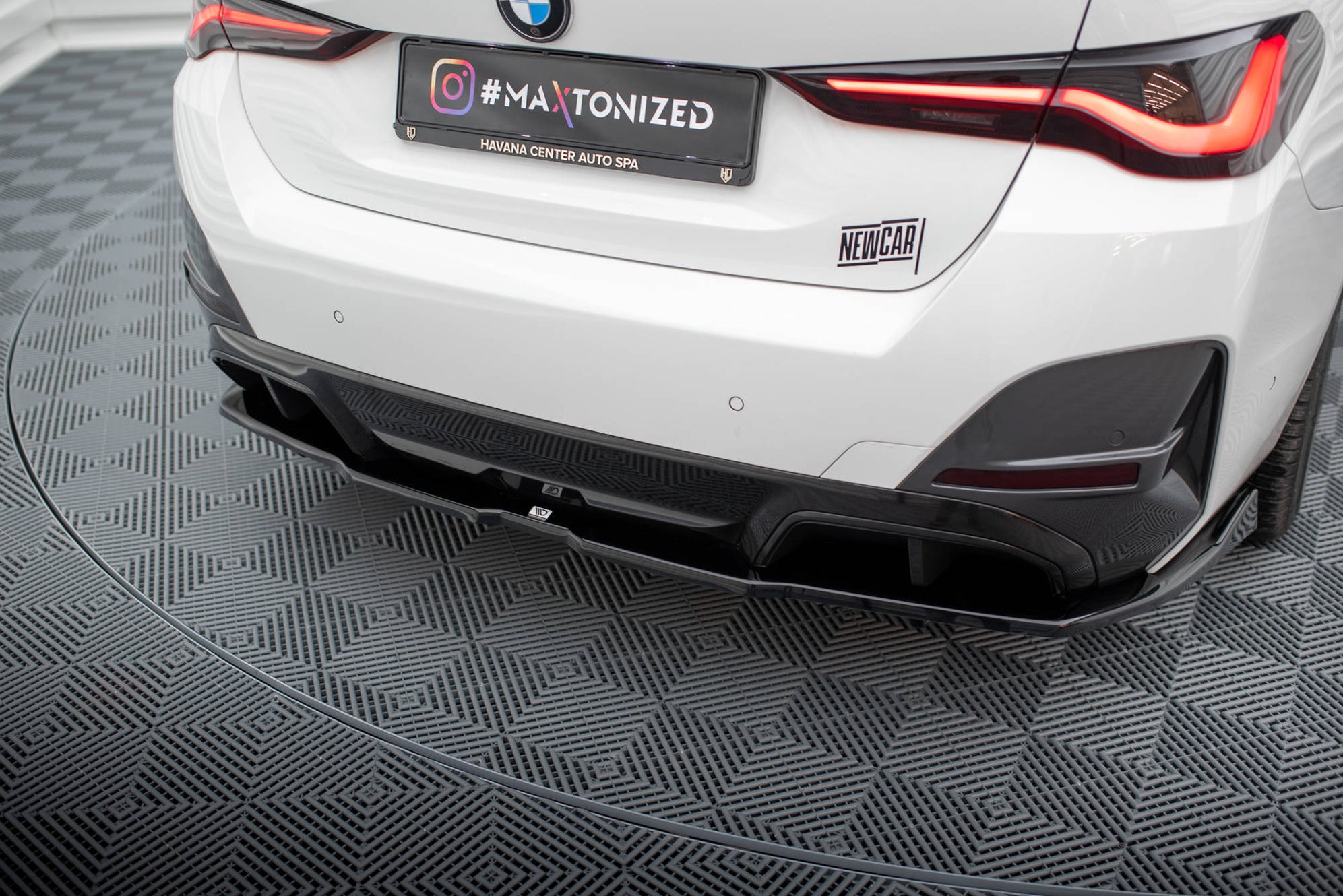 Maxton Design Rear Splitter (with vertical bars) V.2 BMW i4 M-Pack G26 ...