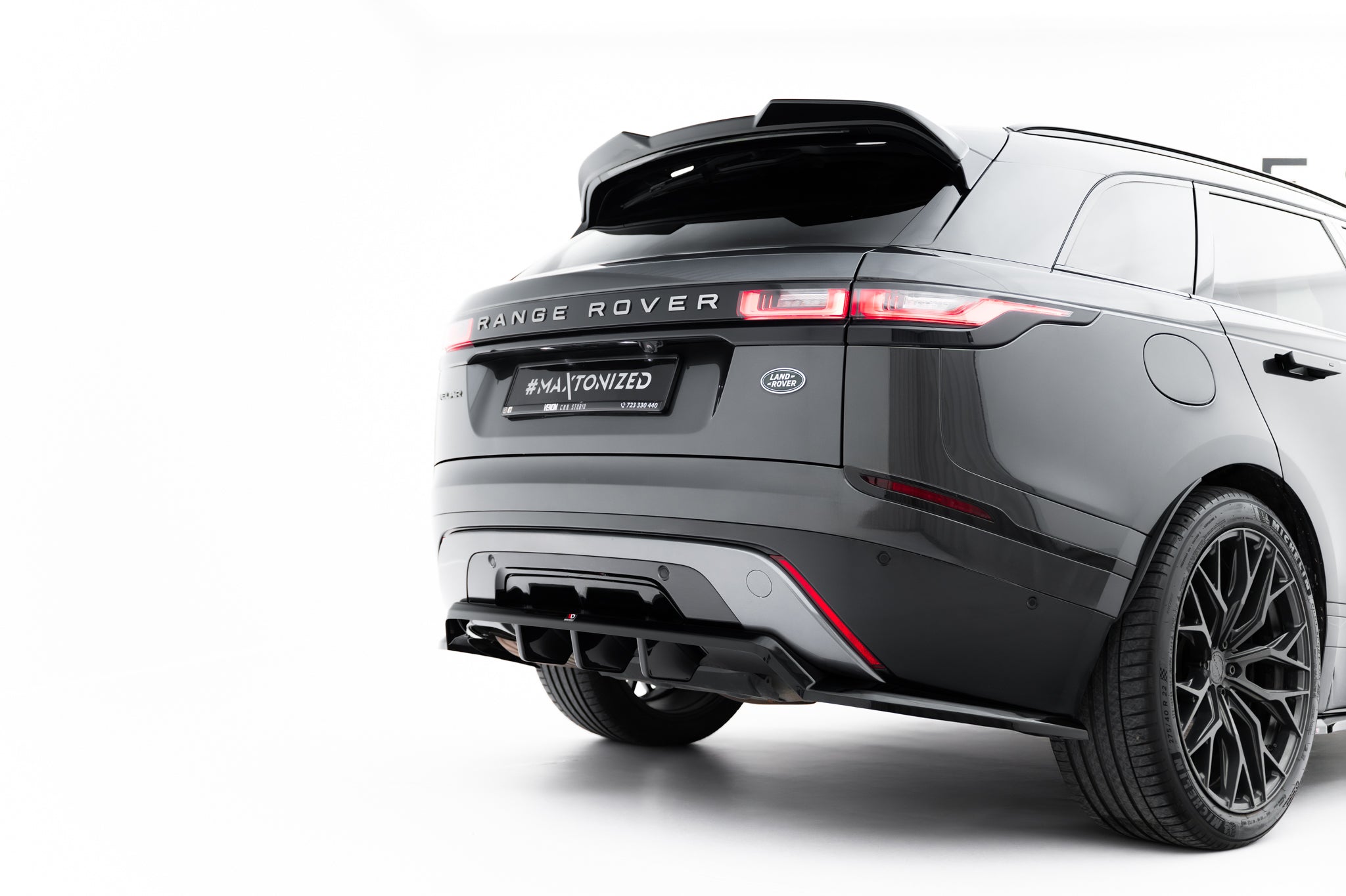 Maxton Design Rear Splitter (with vertical bars) V.2 Land Rover Range ...