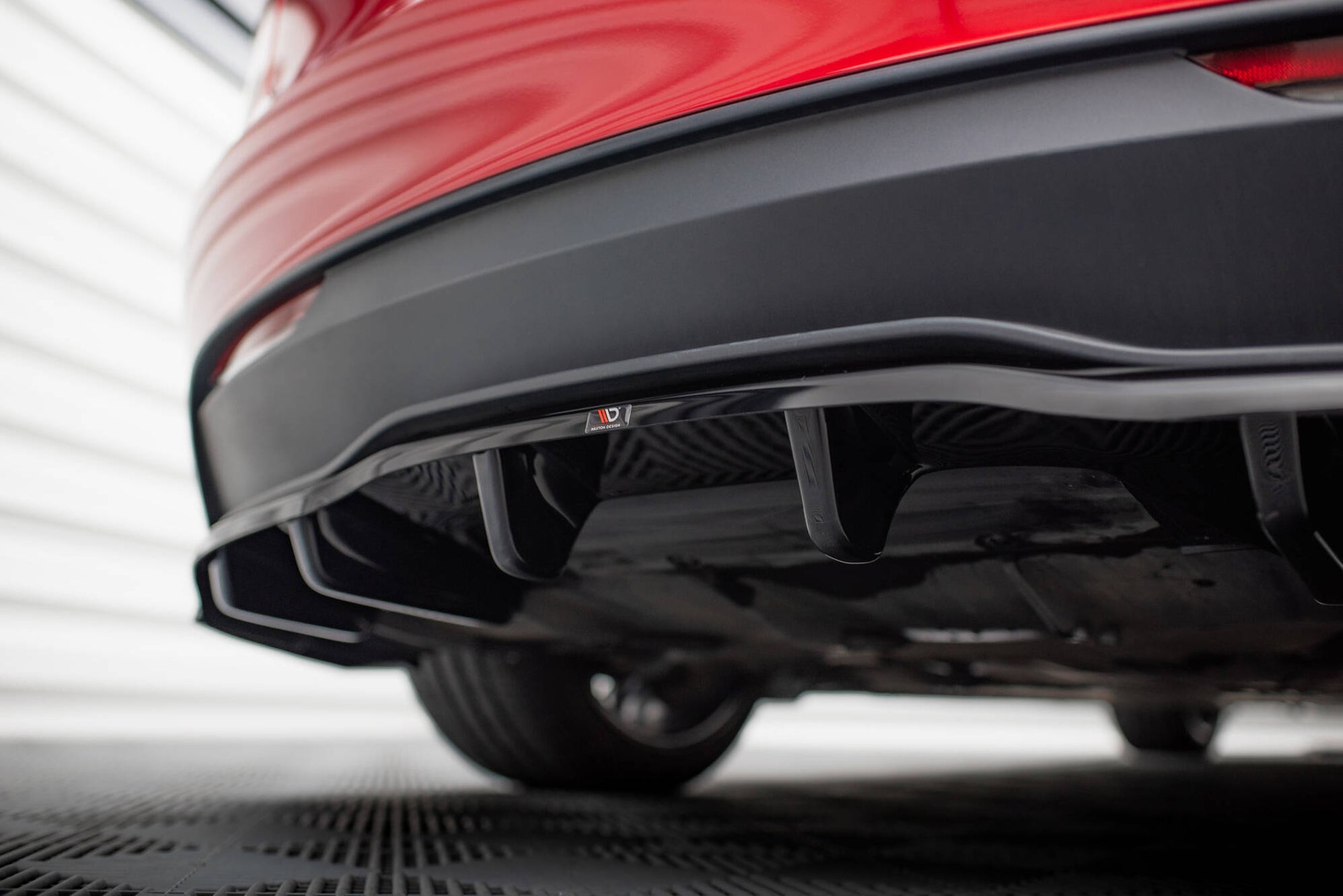 Maxton Design Rear Splitter (with vertical bars) V.2 Tesla Model 3 Pro ...