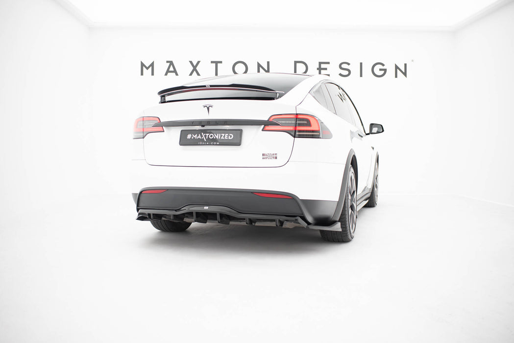 Maxton Design Rear Splitter (with vertical bars) V.2 Tesla Model X Mk1 Facelift