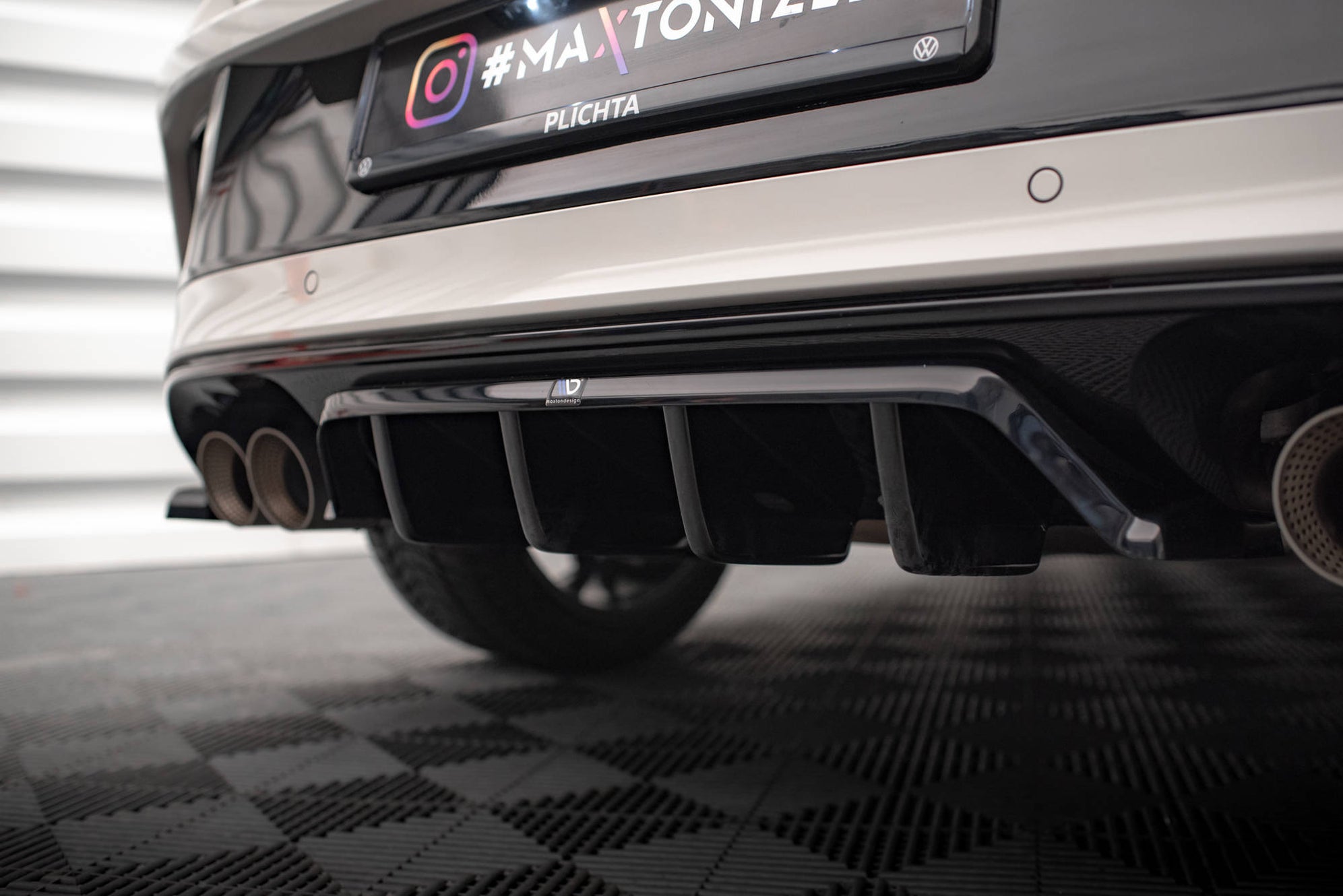 Maxton Design Rear Splitter (with vertical bars) Volkswagen T-Roc R ...