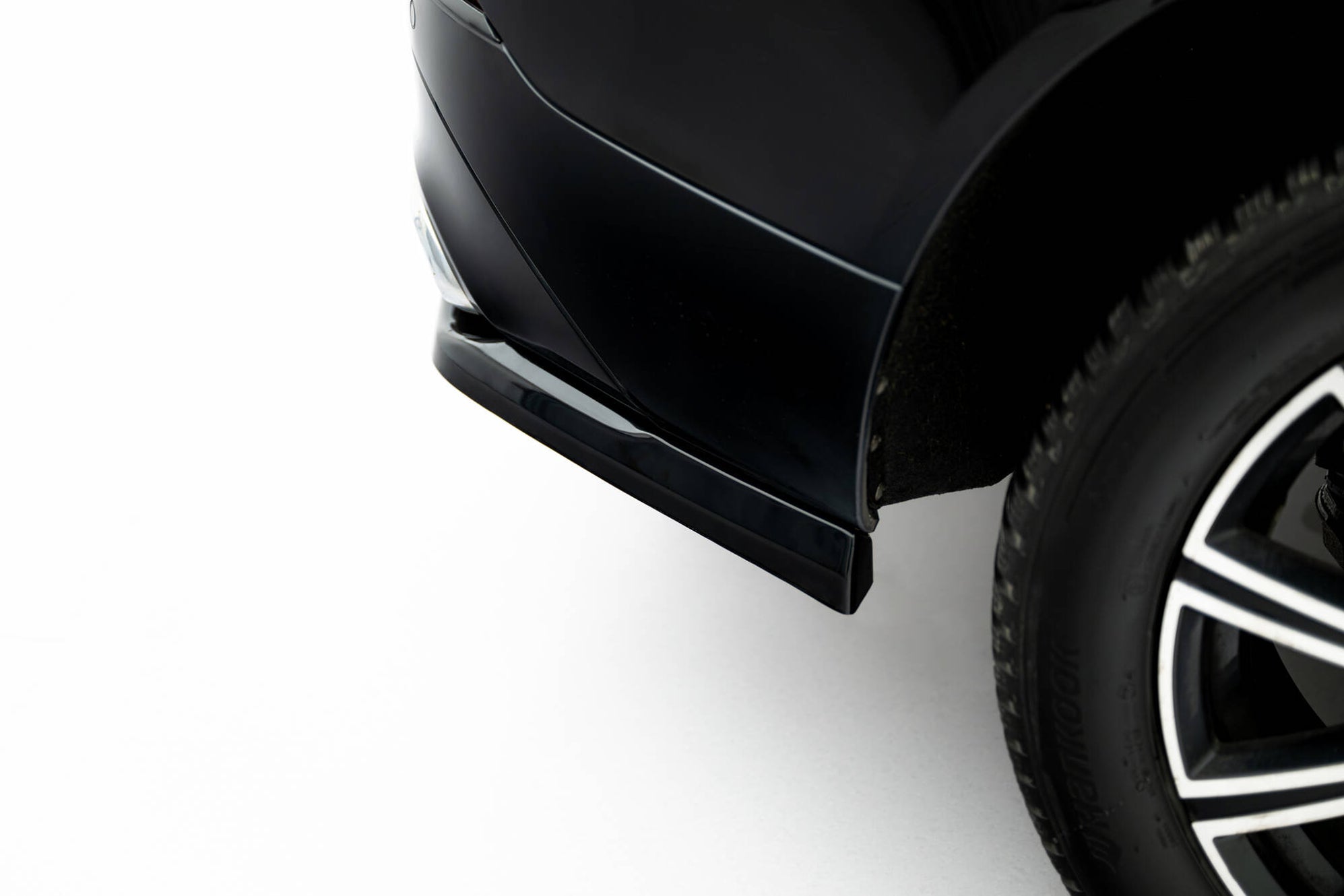 Maxton Design Rear Splitter (with vertical bars) Volvo XC60 Mk2 ...